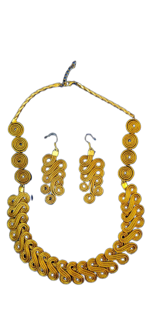Collana e orecchini reale in oro vegetale